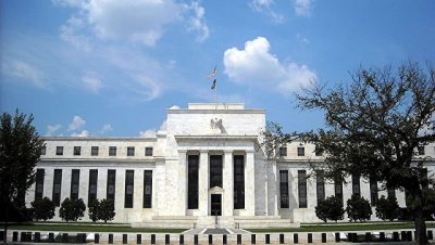 ФРС США по-прежнему прогнозирует три повышения ставки в 2018 году