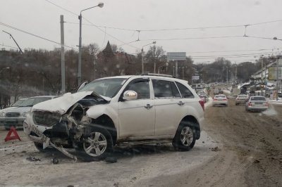 Снег принес на улицы Ростовской области вал ДТП