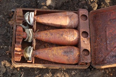 На берегу реки Северский Донец нашли 11 снарядов времен Великой Отечественной