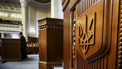 Более полусотни депутатов Рады прогуляли 90% голосований