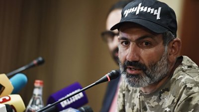 В Армении отменили переговоры между Пашиняном и врио премьера