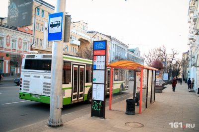 В Ростове заменят 100 остановок до июня