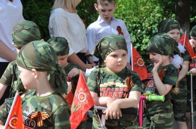 700 ребят в одном строю: в Ростове прошел парад «детских войск»