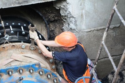 Ростовский водоканал тестирует инновационную технологию ремонта труб