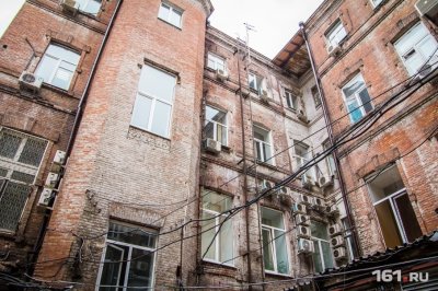 В донском Министерстве ЖКХ пообещали отремонтировать 1000 многоквартирных домов до конца года