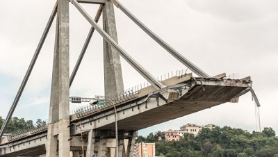 Вице-премьер Италии рассказал, кто несет ответственность за обрушение моста