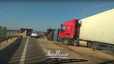 На трассе Ростов — Краснодар произошло массовое ДТП с участием грузовиков