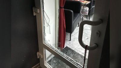 В Ростовской области вооруженные разбойники ограбили офис микрозаймов
