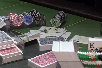 Чебуреки к «блэк-джеку»: предприниматель из Шахт замаскировал казино под закусочную