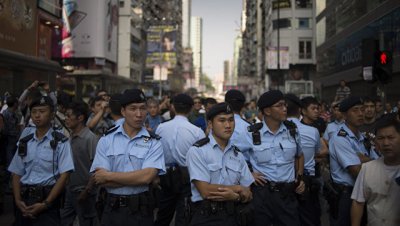 В Китае узаконили создание "перевоспитательных центров" для экстремистов