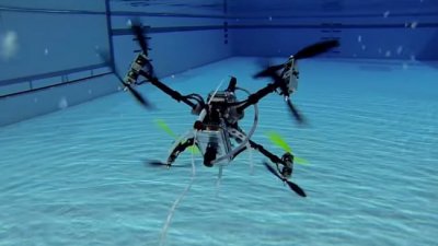 Этот беспилотный дрон умеет и летать, и плавать… под водой