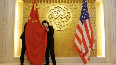 В Китае надеются на решение торгового спора с США на основе равенства
