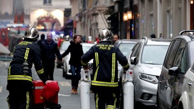 Жертвами взрыва в Париже стали три человека