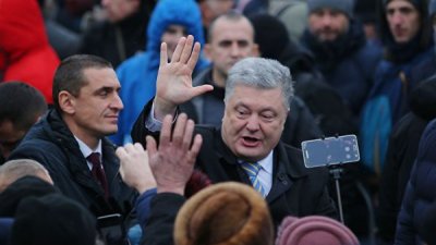 Политолог объяснил, почему Запад снова "полюбил" Порошенко