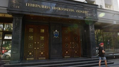 ГПУ намерена просить суд оштрафовать Порошенко, если он не явится на допрос