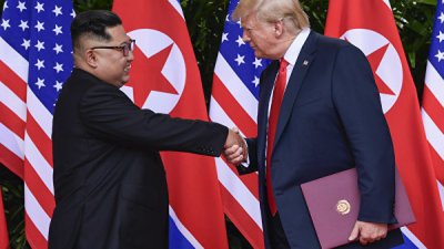 Трамп рассказал о полученном от Ким Чен Ына письме