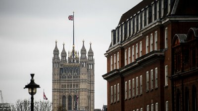 Королева Британии одобрила приостановку работы парламента