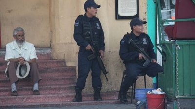 В Мексике в ходе столкновения преступных группировок погибли девять человек