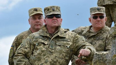 Зеленский уволил экс-главу Генштаба ВСУ с военной службы