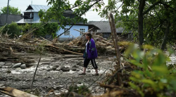 Украина получила гумпомощь от Италии для пострадавших от паводка областей
