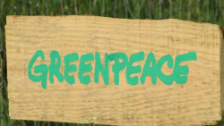 Greenpeace заплатит штраф за протесты на буровой установке BP в Британии