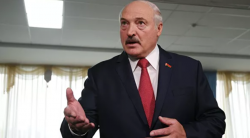 Лукашенко назвал забастовки рабочих "ножом в спину власти"