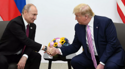 "Он – царь". Экс-адвокат президента США раскрыл мысли Трампа о Путине