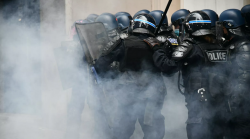 МВД Франции сообщило о 22 задержанных на акции протеста в Париже