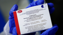 Иран изучит возможность покупки российской вакцины "ЭпиВакКорона"
