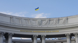 Украинский дипломат заявил о развороте Запада к России