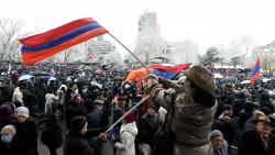 В Ереване началось шествие противников Пашиняна