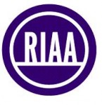RIAA обвиняет в пиратстве детей