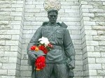Парламент Эстонии разрешил сносить советские памятники