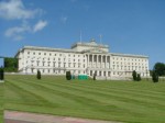 В парламенте Северной Ирландии нашли восемь бомб