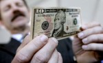 Суд США требует усовершенствовать бумажные доллары для удобства слепых