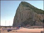 Гибралтарский аэропорт снова открывается миру