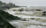 Ураган прервал морское сообщение между Францией и Великобританией