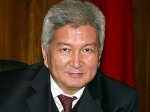 Киргизская оппозиция объединяется вокруг бывшего премьера