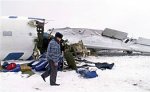 Следователи проводят дополнительный осмотр места крушения Ту-134
