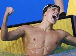 Американский пловец побил два мировых рекорда за один день