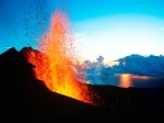 На острове Реюньон началось "извержение века"