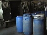 В Новочеркасске у водителя грузовика изъяли 3 тысячи литров спиртосодержащей жидкости