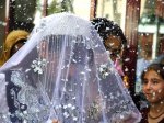 Таджикским чиновникам грозит увольнение за несанкционированное посещение свадеб