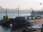 Мазут с ледокола "Адмирал Макаров" загрязнил бухту Золотой Рог