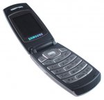 Samsung SGH-X200 - сотовый телефон