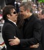 Джорджа Клуни и компанию закатали в цемент
