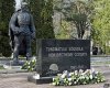 Более половины россиян обеспокоены переносом памятника в Таллине.